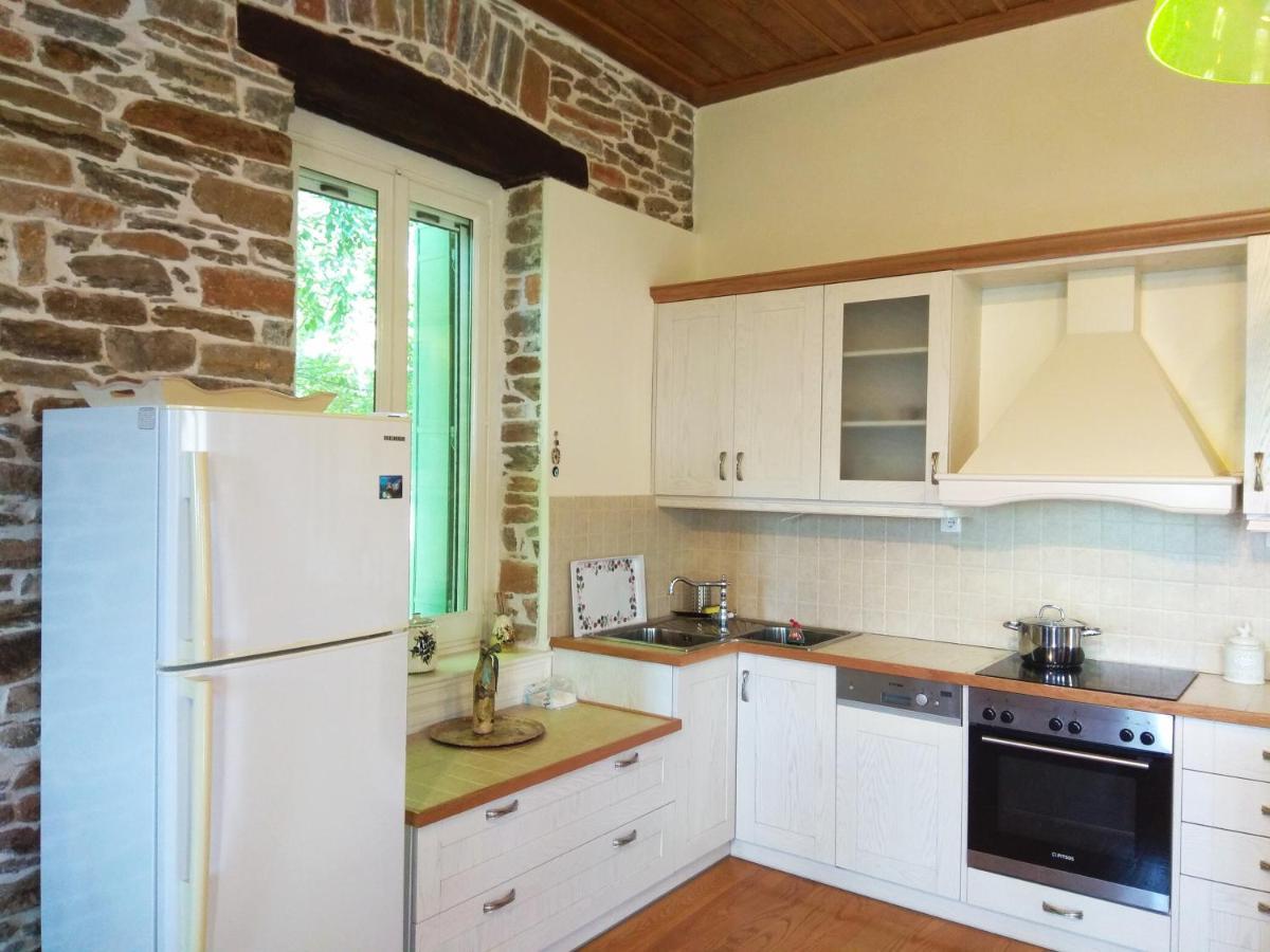 Marina Traditional Stonehouse Afetai ภายนอก รูปภาพ